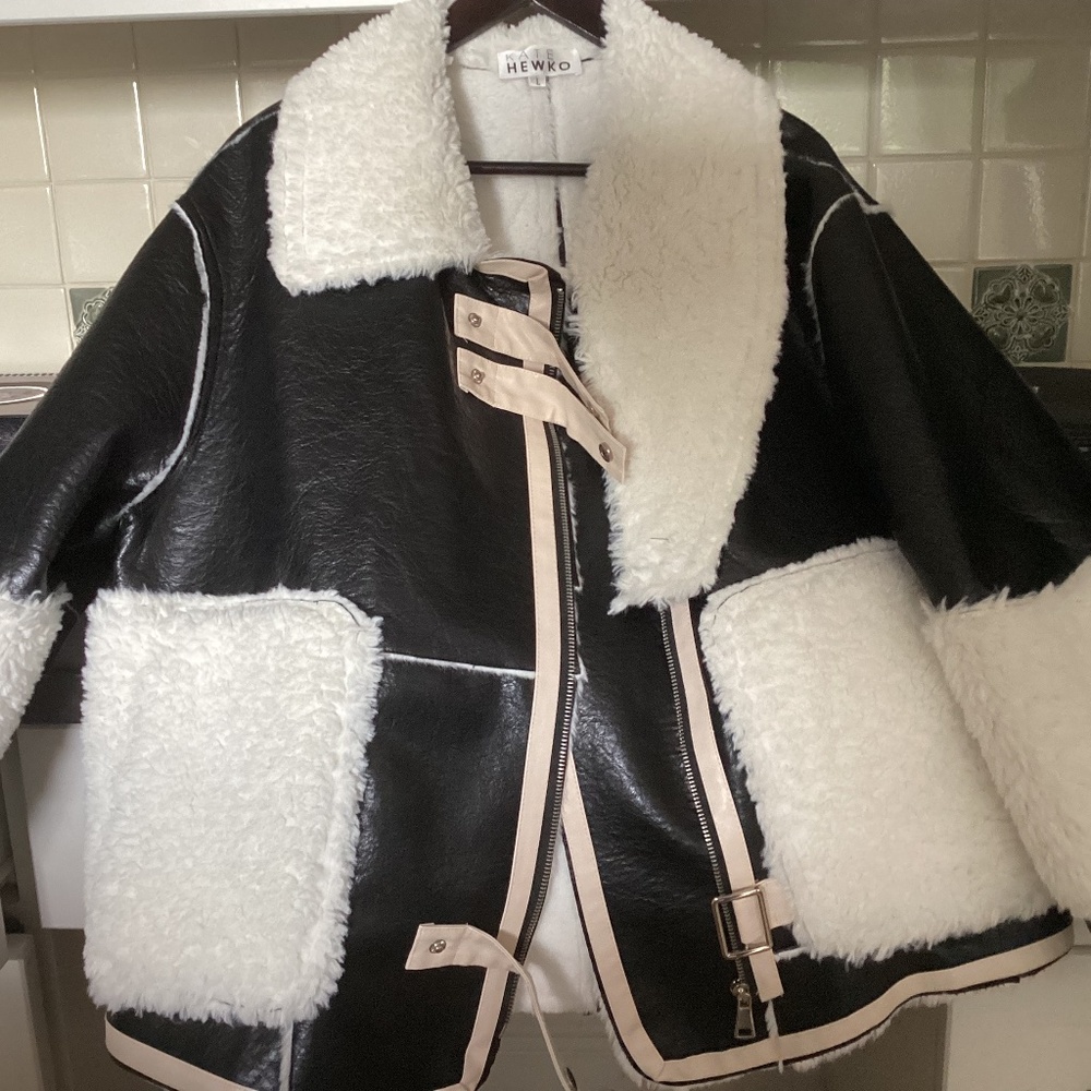 ❤️🤩BNNT KATE HEWKO Colour Block faux Shearling Aviator jacket. L.& freepurse!❤️